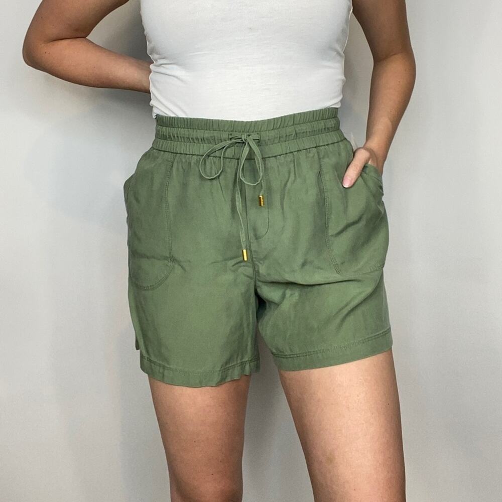 Ellen Tracy Large Olive Green High Rise/Waisted Utility Drawstring Style Shorts